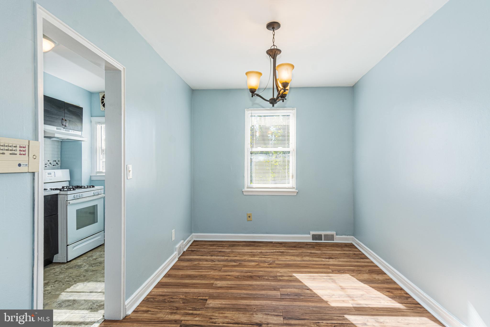 106 Hillvale Road Baltimore, MD 21229 - Photo 7 of 33 Gallery Image 7