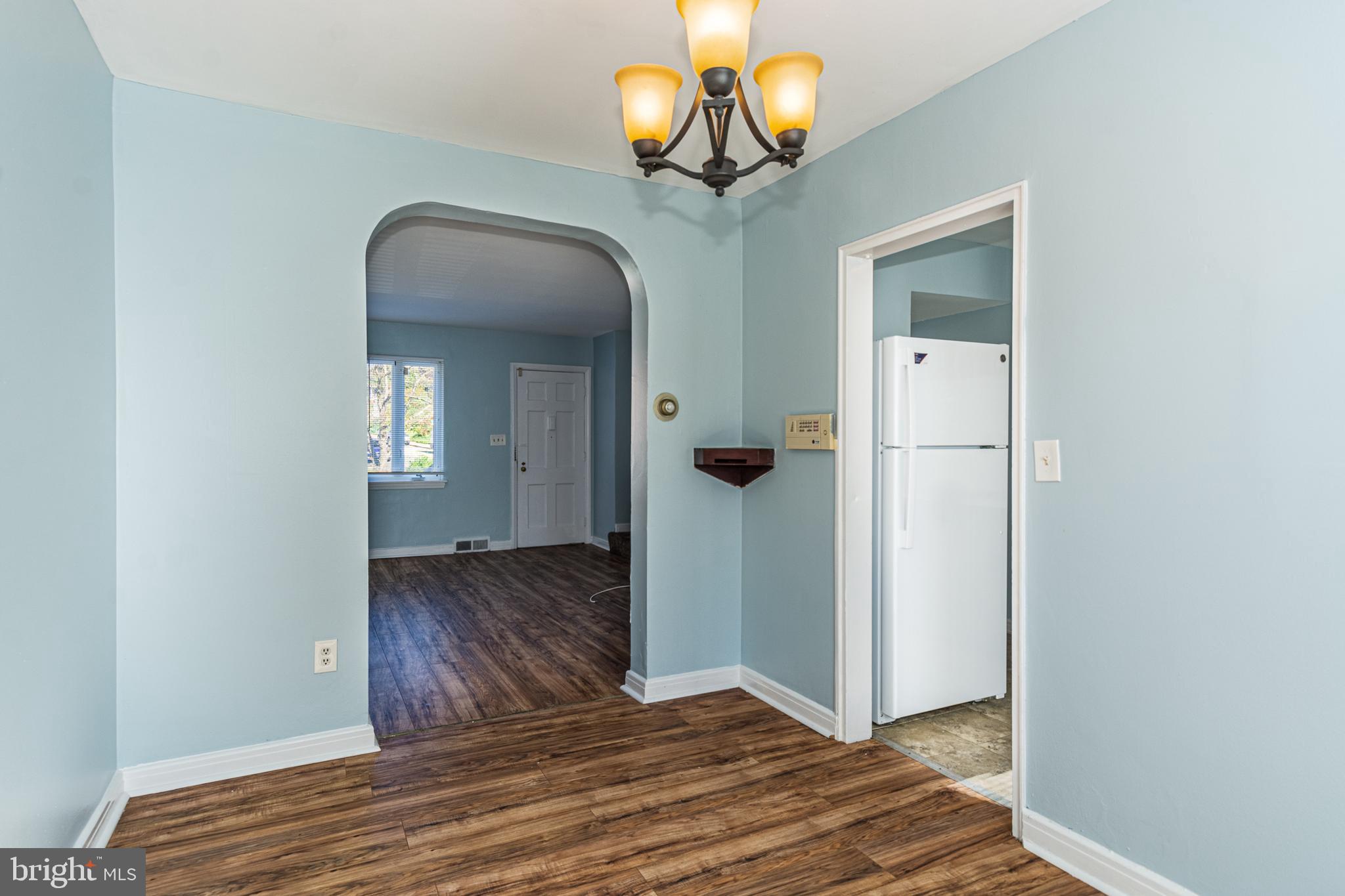 106 Hillvale Road Baltimore, MD 21229 - Photo 10 of 33 Gallery Image 10