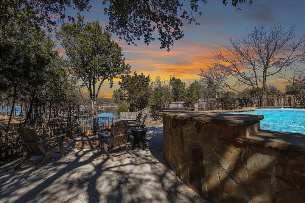 4843 Pike Road Graham, TX 76450 - Photo 35 of 37 Spectacular Sunset Colors