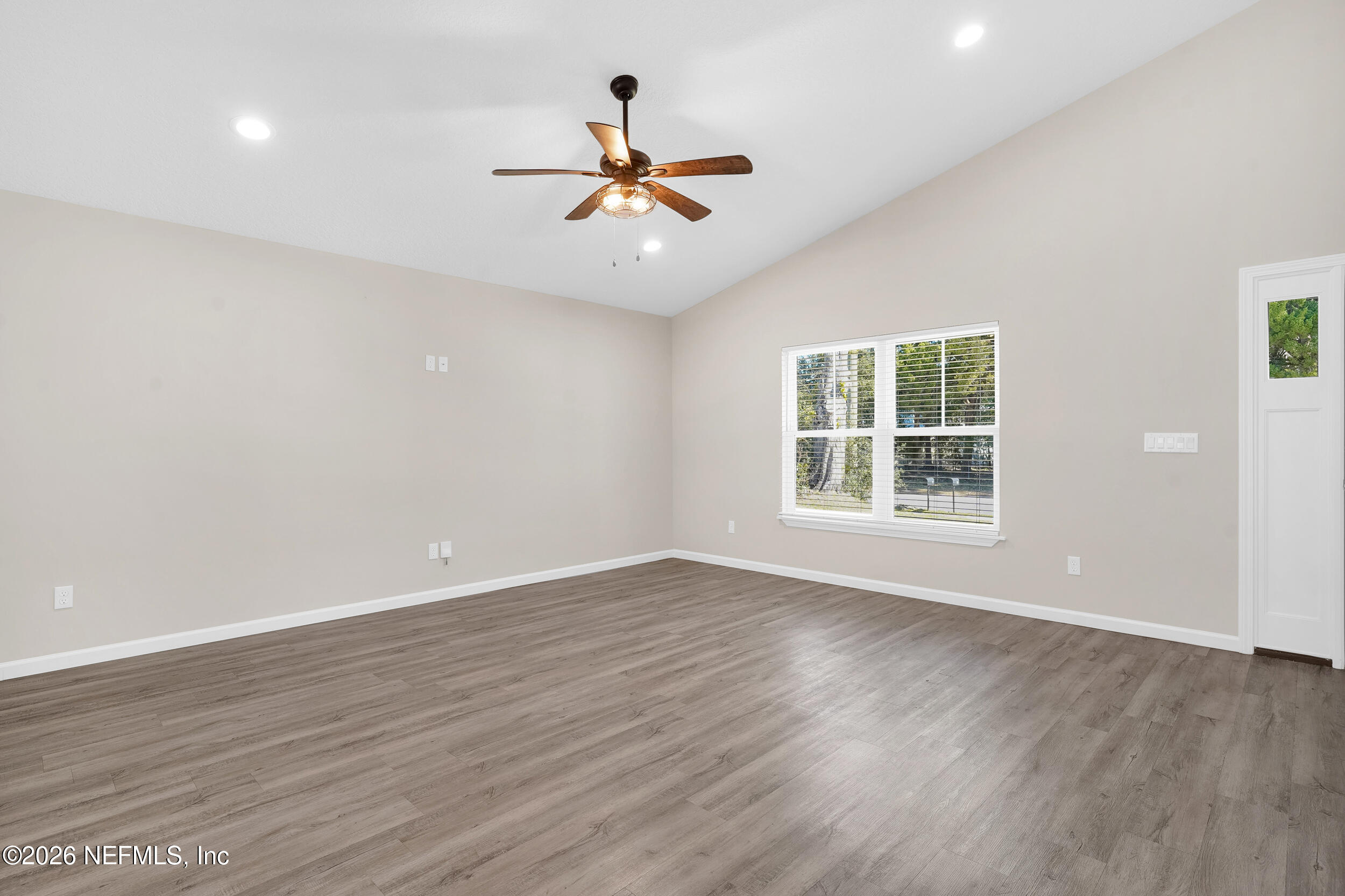 398 El Rey Avenue St. Augustine, FL 32084 - Photo 5 of 31 dsc02416