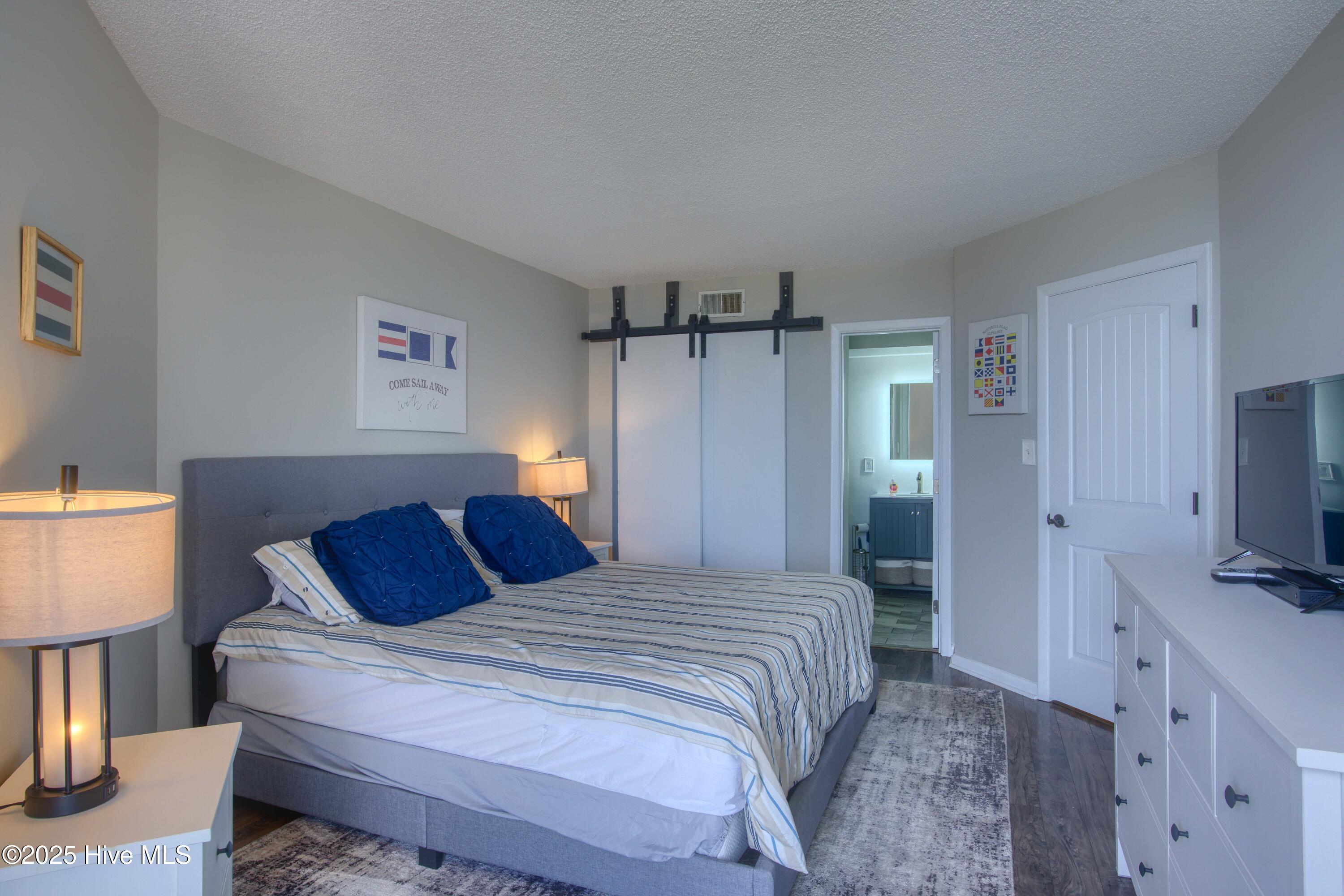 2000 New River Inlet Road, Unit 3313 North Topsail Beach, NC 28460 - Photo 18 of 38 3313 St. Regis - Interior - Edited_7