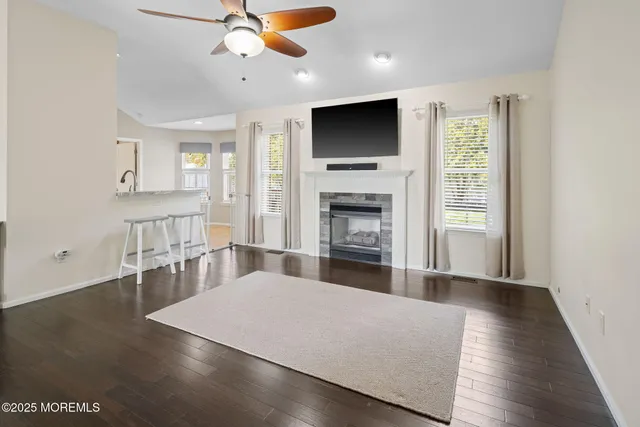 $3,250 | 148 Mizzen Avenue, Manahawkin, NJ 08050