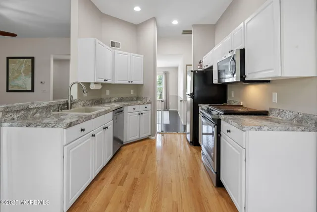 $3,250 | 148 Mizzen Avenue, Manahawkin, NJ 08050