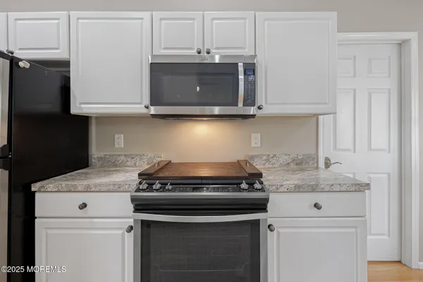 $3,250 | 148 Mizzen Avenue, Manahawkin, NJ 08050
