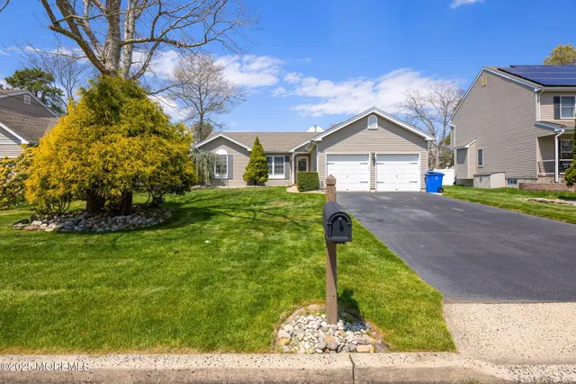 $3,250 | 148 Mizzen Avenue, Manahawkin, NJ 08050