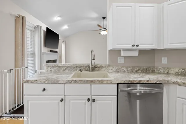 $3,250 | 148 Mizzen Avenue, Manahawkin, NJ 08050