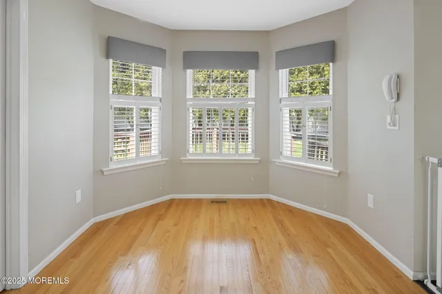 $3,250 | 148 Mizzen Avenue, Manahawkin, NJ 08050