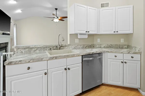$3,250 | 148 Mizzen Avenue, Manahawkin, NJ 08050