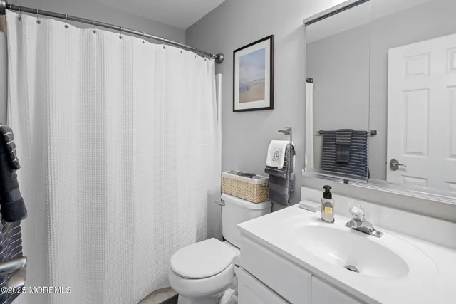 $3,250 | 148 Mizzen Avenue, Manahawkin, NJ 08050