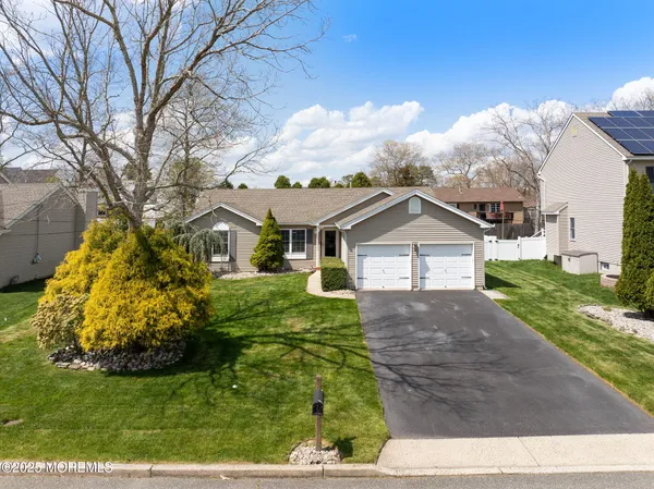 $3,250 | 148 Mizzen Avenue, Manahawkin, NJ 08050