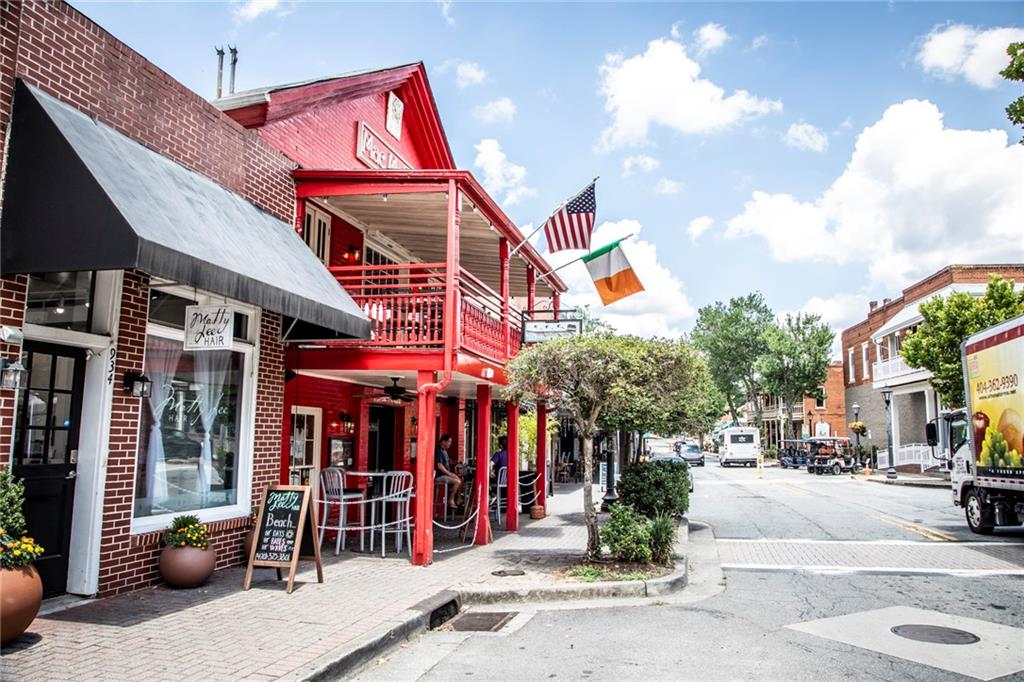 114 Bridgecrest Road, Unit 8 Roswell, GA 30075 - Photo 26 of 35