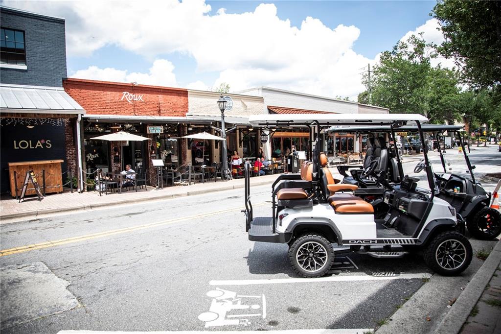 114 Bridgecrest Road, Unit 8 Roswell, GA 30075 - Photo 31 of 35