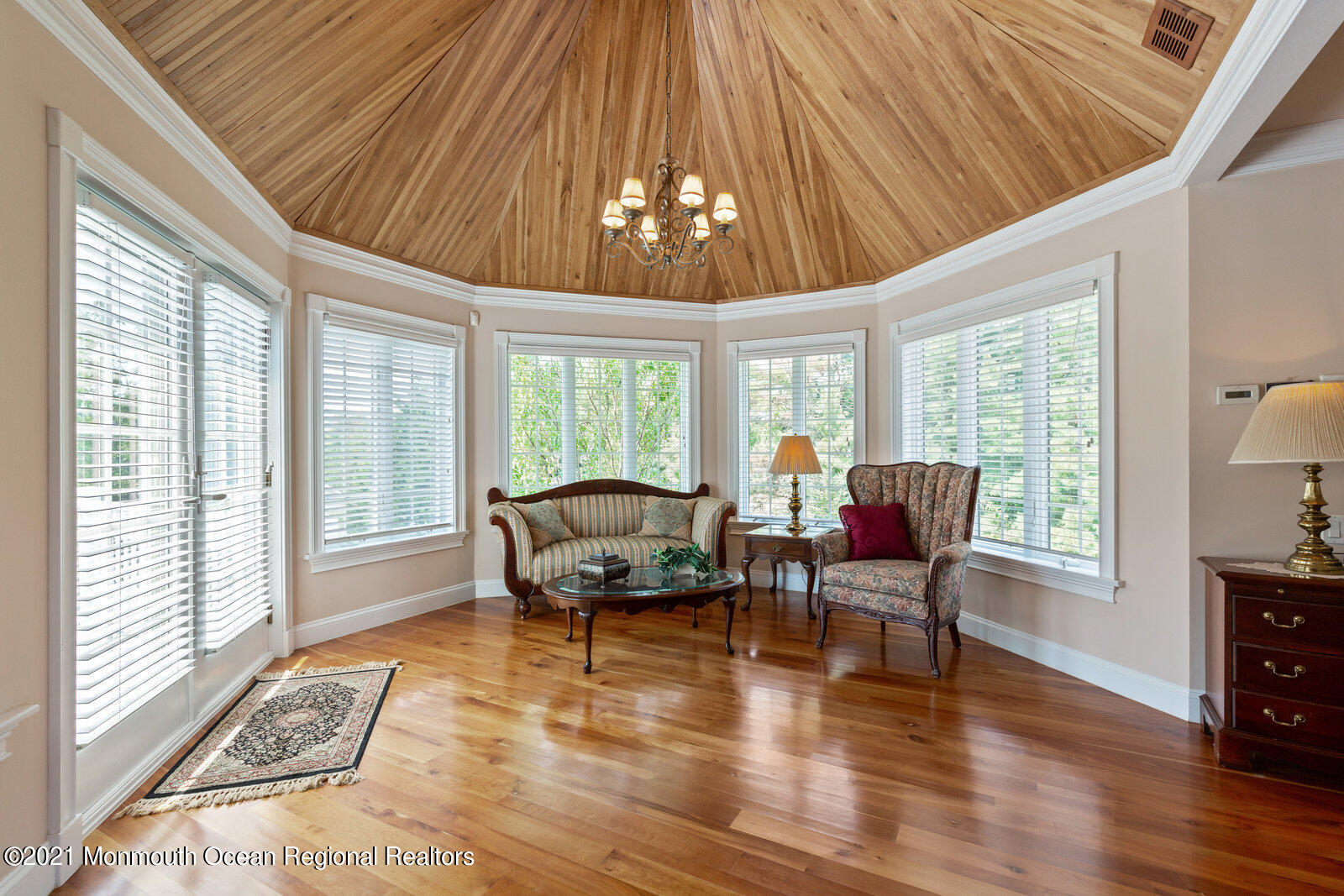 49 Applegate Road Jobstown, NJ 08041 - Photo 36 of 60 a living room with furniture and a floor to ceiling window