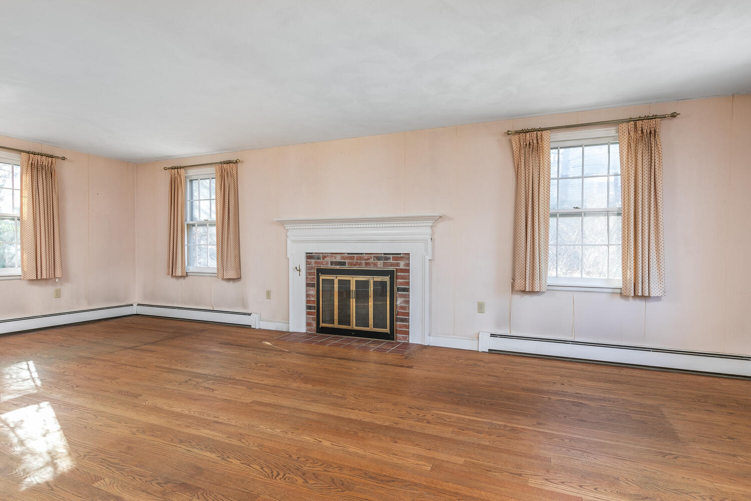 124 Oakhurst Road Cape Elizabeth, ME 04107 - Photo 12 of 32 124 Oakhurst Rd Cape Elizabeth-large-013