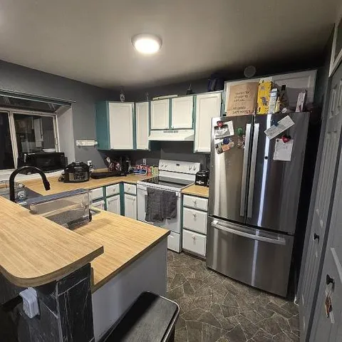 $399,000 | 9672 West Chatfield Avenue, Unit C, Littleton, CO 80128