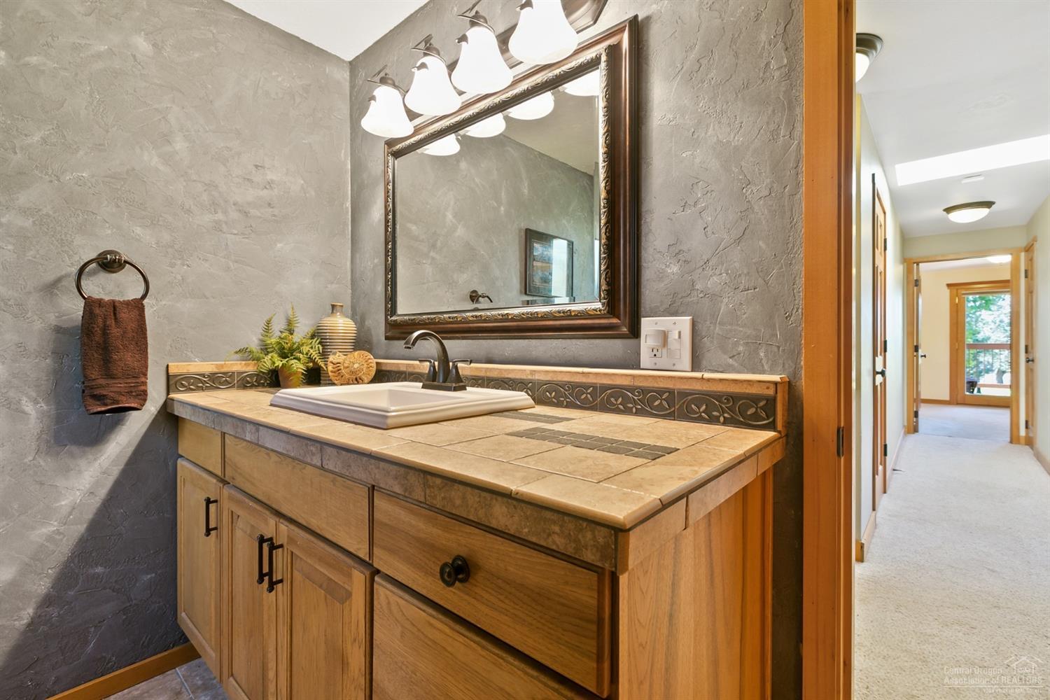 21210 Yeoman Road Bend, OR 97701 - Photo 16 of 25 Additional Photo