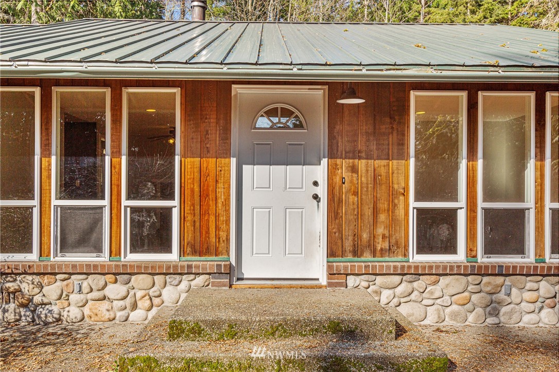 7828 Woods Creek Road Monroe, WA 98272 - Photo 2 of 36 Gallery Image 2