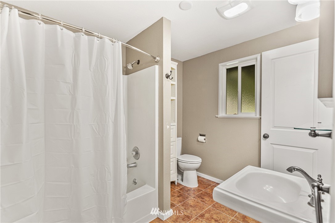 7828 Woods Creek Road Monroe, WA 98272 - Photo 17 of 36 Gallery Image 17