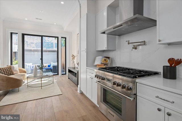 $1,395,000 | 620 Q Street Northwest, Washington, DC 20001