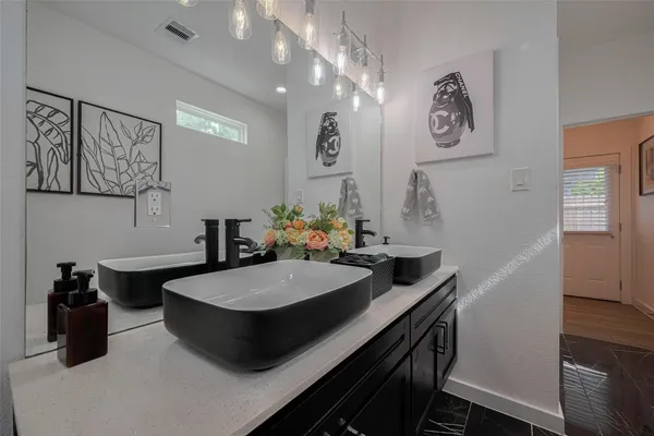 $395,000 | 1902 Dan Street, Houston, TX 77020