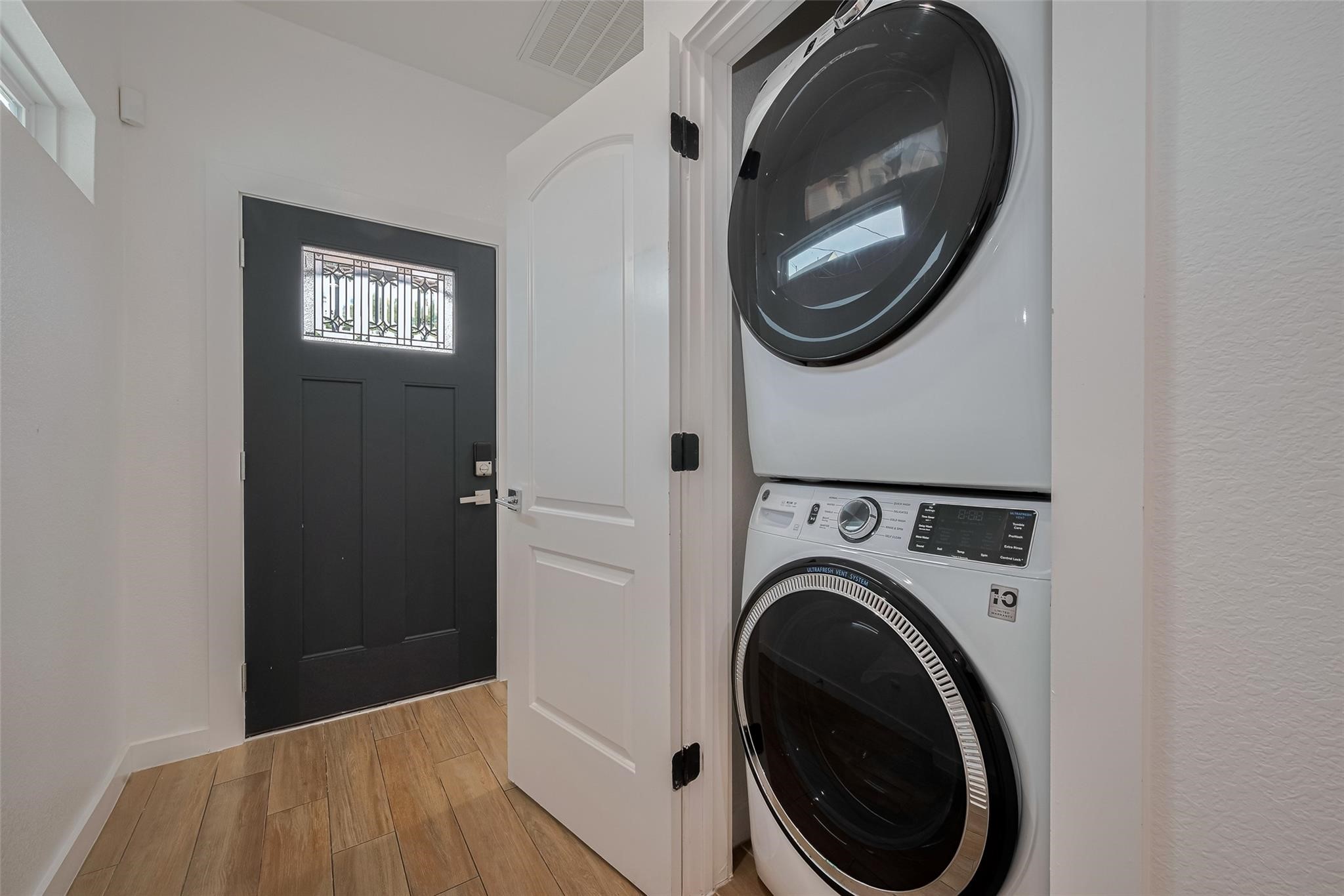 1902 Dan Street Houston, TX 77020 - Photo 5 of 43