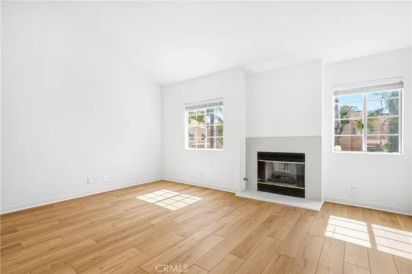 $4,600 | 5200 White Oak Avenue, Unit 63, Encino, CA 91316