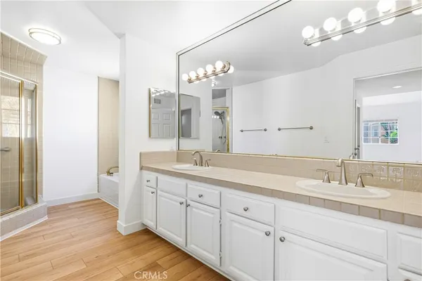 $4,600 | 5200 White Oak Avenue, Unit 63, Encino, CA 91316