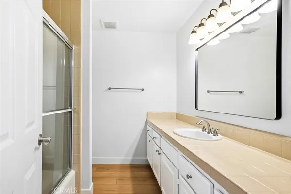 $4,600 | 5200 White Oak Avenue, Unit 63, Encino, CA 91316