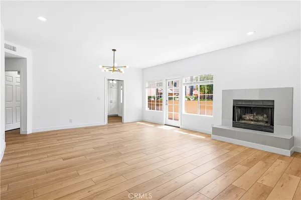 $4,600 | 5200 White Oak Avenue, Unit 63, Encino, CA 91316
