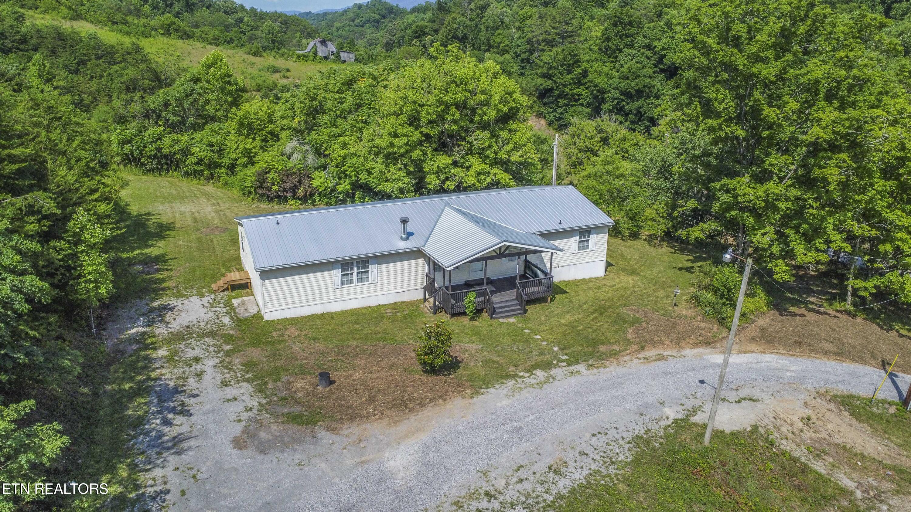 1587 Lower Caney Valley Road Tazewell, TN 37879 - Photo 40 of 42 drone 21_1
