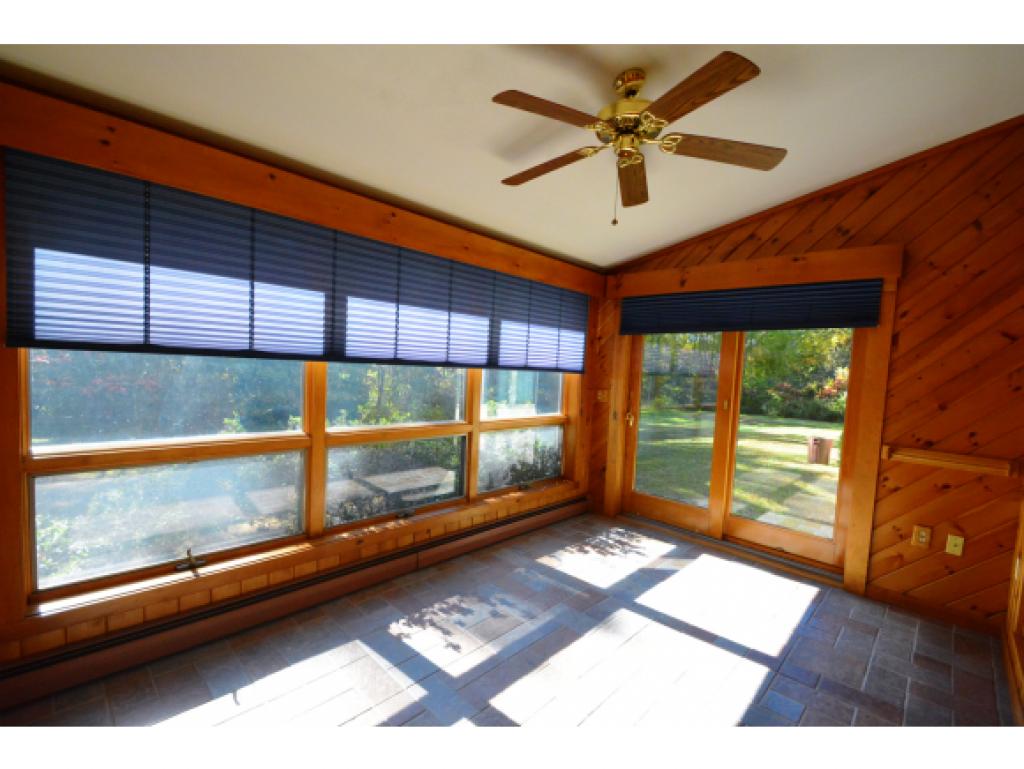54 Evans Road Madbury, NH 03823 - Photo 11 of 36 Gallery Image 11