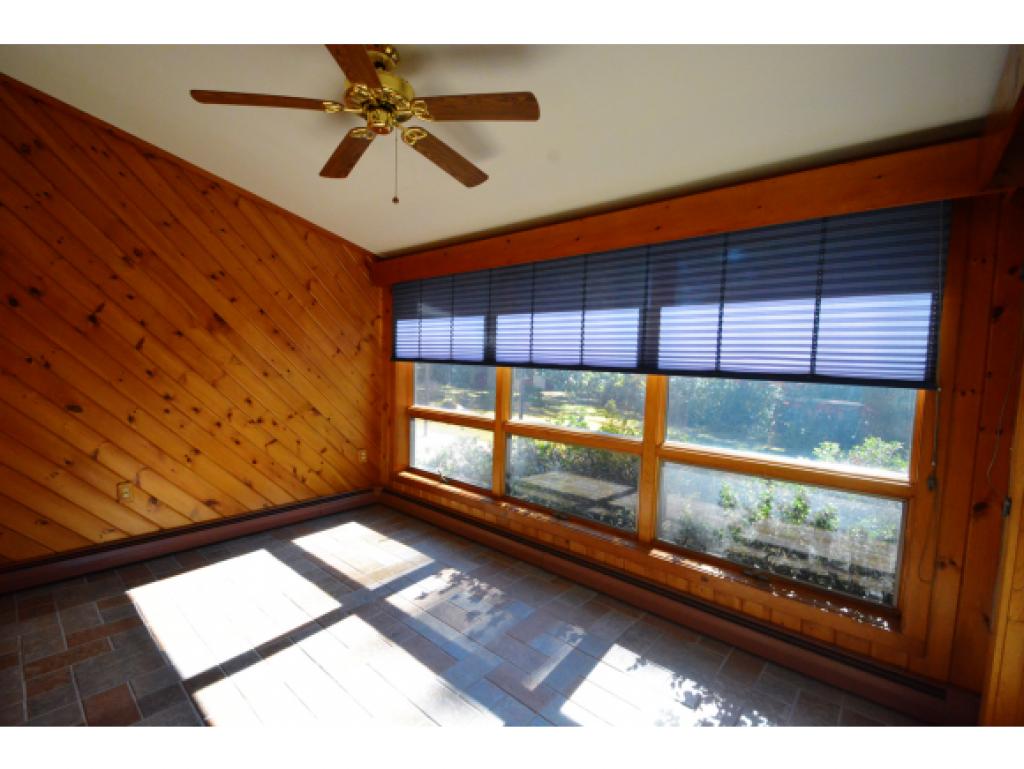 54 Evans Road Madbury, NH 03823 - Photo 12 of 36 Gallery Image 12