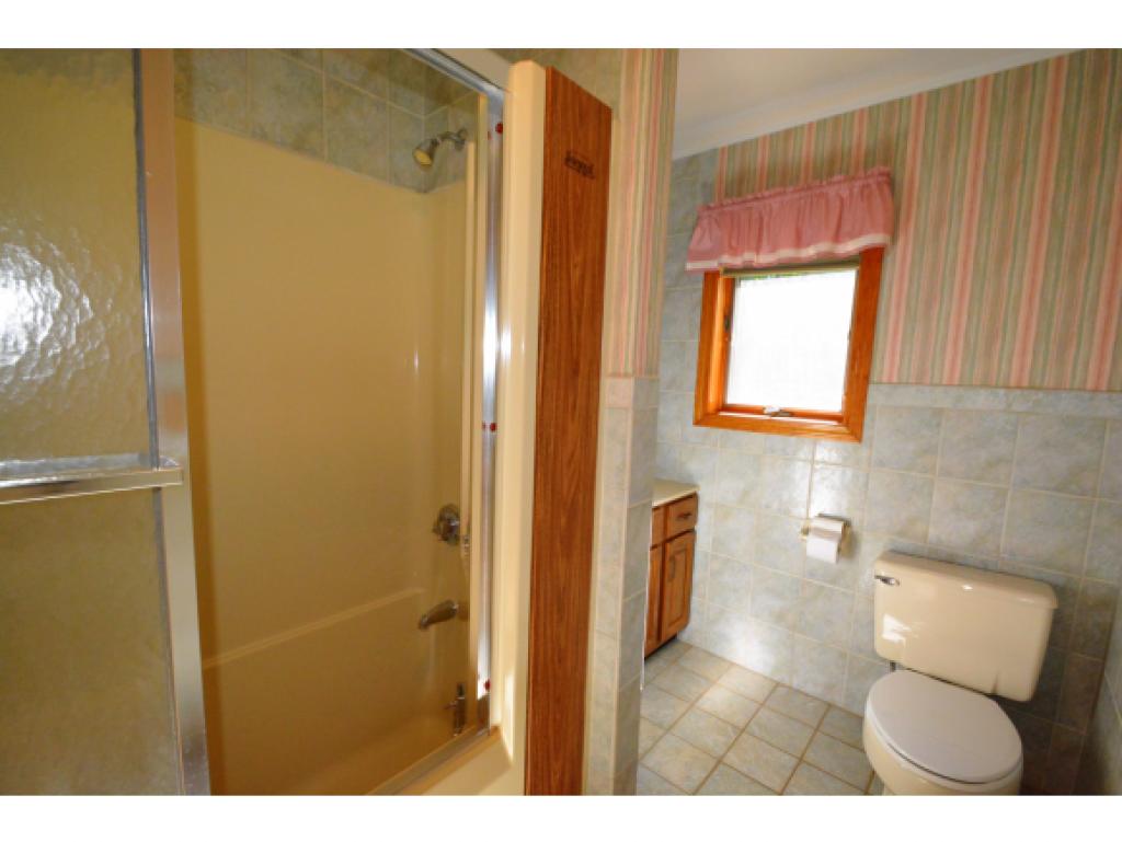 54 Evans Road Madbury, NH 03823 - Photo 16 of 36 Gallery Image 16
