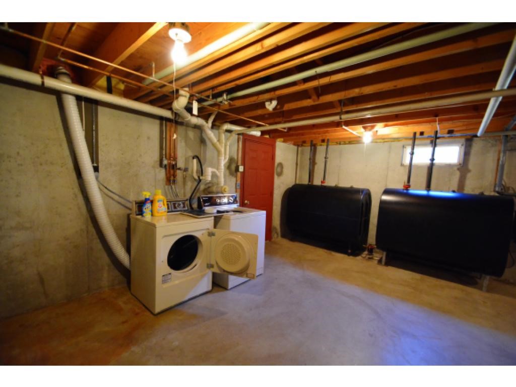 54 Evans Road Madbury, NH 03823 - Photo 23 of 36 Gallery Image 23