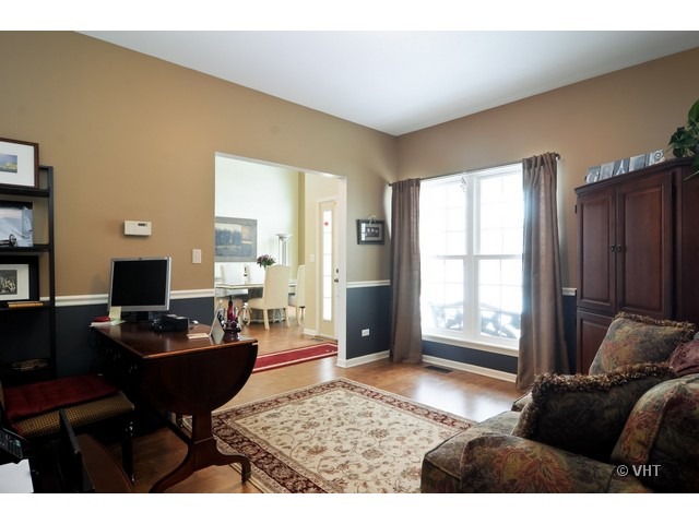 929 Manchester Road Lake Zurich, IL 60047 - Photo 11 of 25 Gallery Image 11