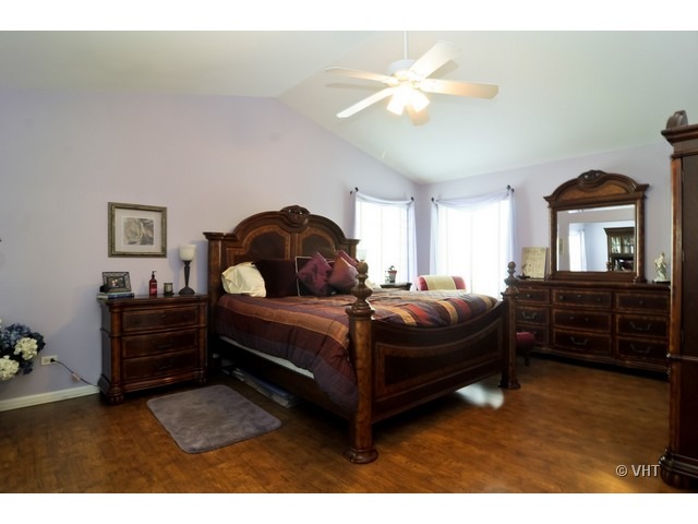 929 Manchester Road Lake Zurich, IL 60047 - Photo 15 of 25 Gallery Image 15