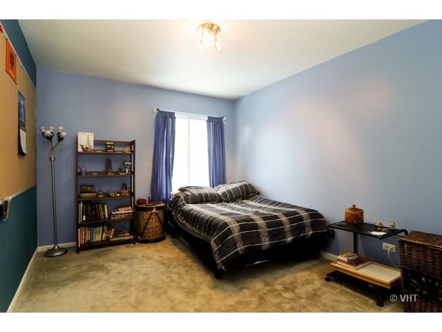 929 Manchester Road Lake Zurich, IL 60047 - Photo 17 of 25 Gallery Image 17