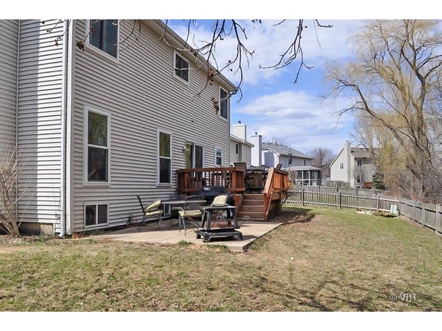 929 Manchester Road Lake Zurich, IL 60047 - Photo 23 of 25 Gallery Image 23