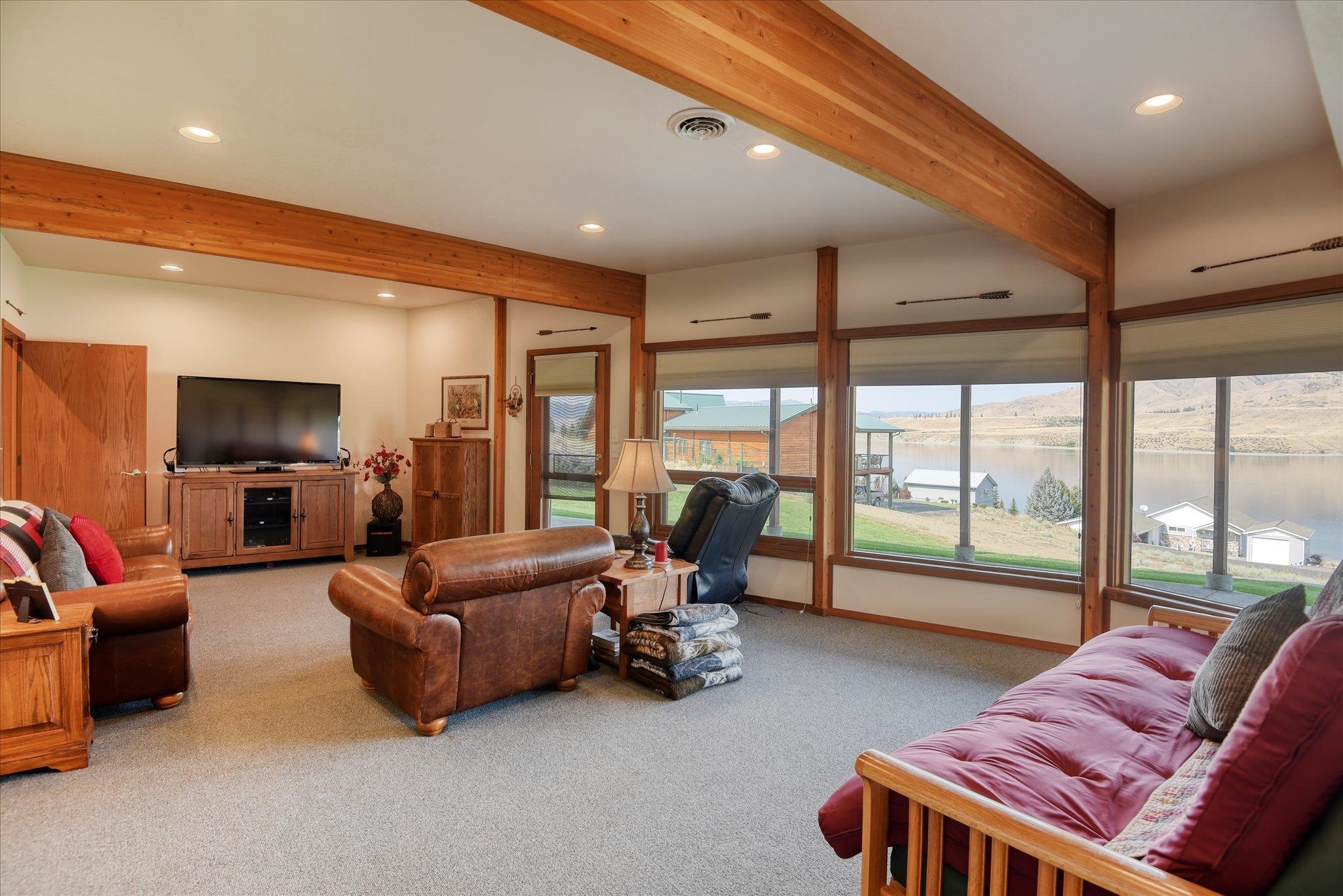16547 Whitelaw Road East Wilbur, WA 99185 - Photo 36 of 50