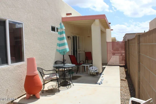 $1,450 | 232 South Clubhouse Lane, Sierra Vista, AZ 85635