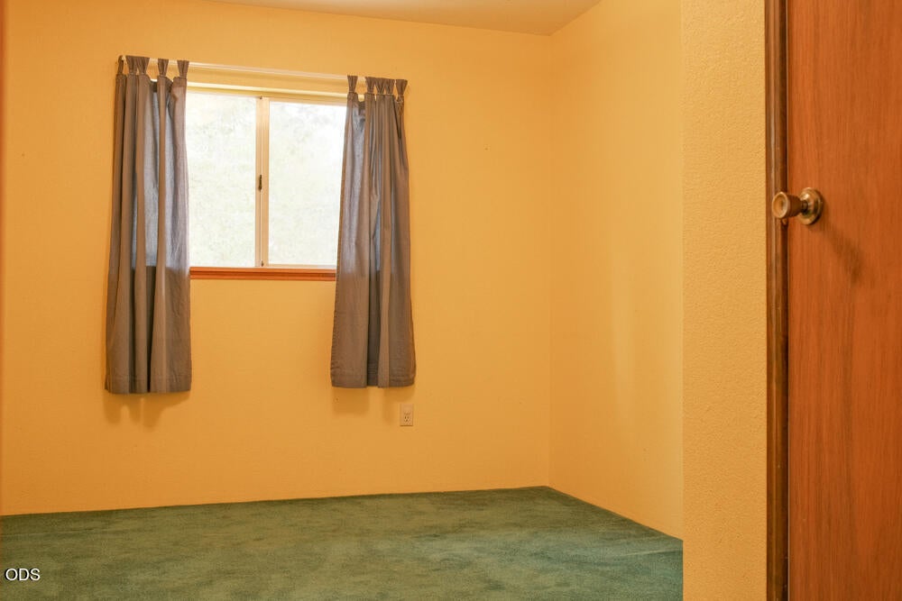 3781 Dick George Road Cave Junction, OR 97523 - Photo 22 of 31 Gallery Image 22