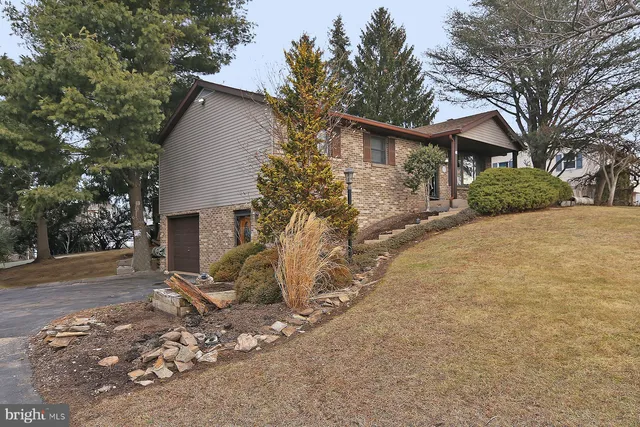 $324,400 | 402 Birch Lane, Lebanon, PA 17046