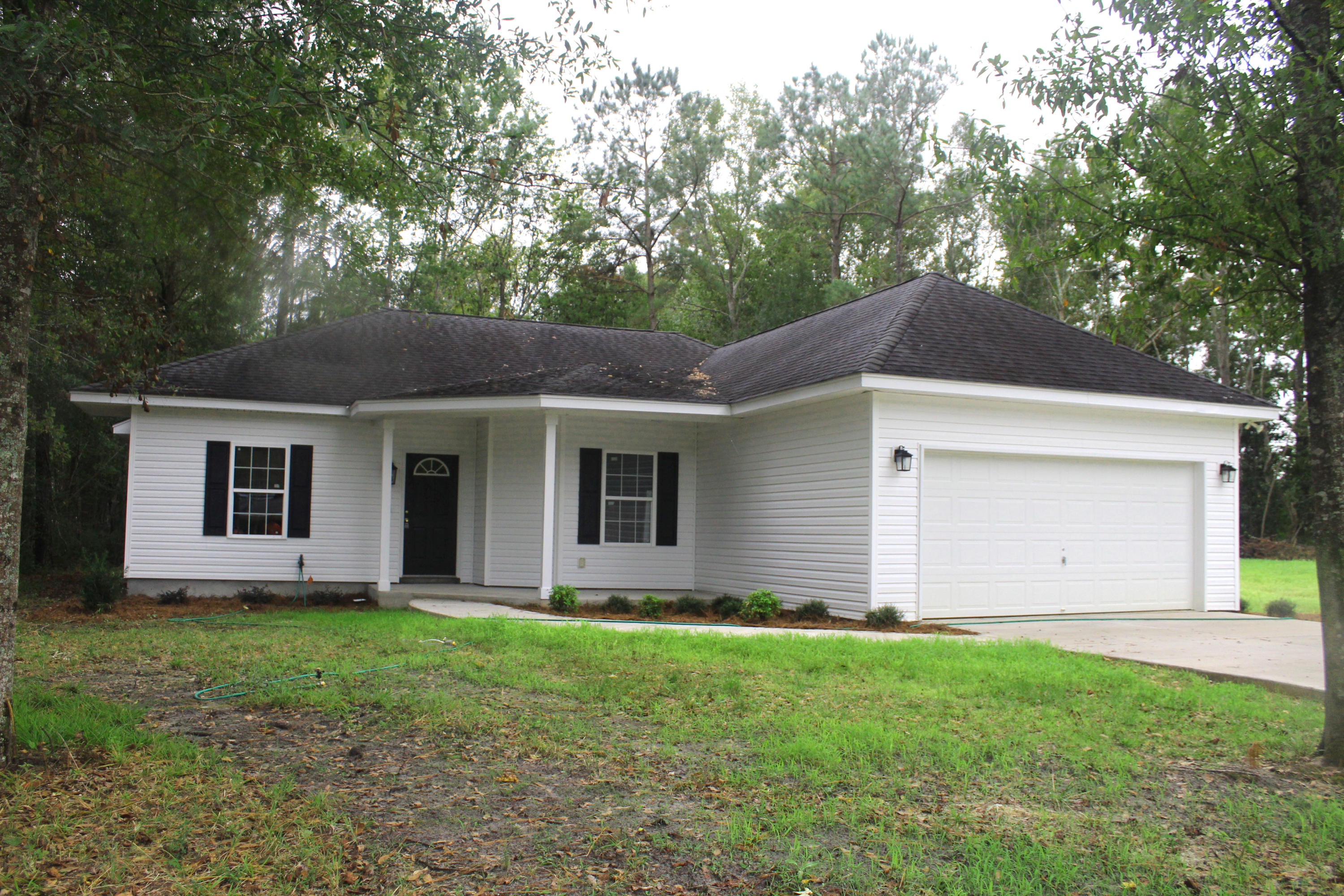 127 Kitfield Road Moncks Corner, SC 29461 - Photo 1 of 14 !exterior
