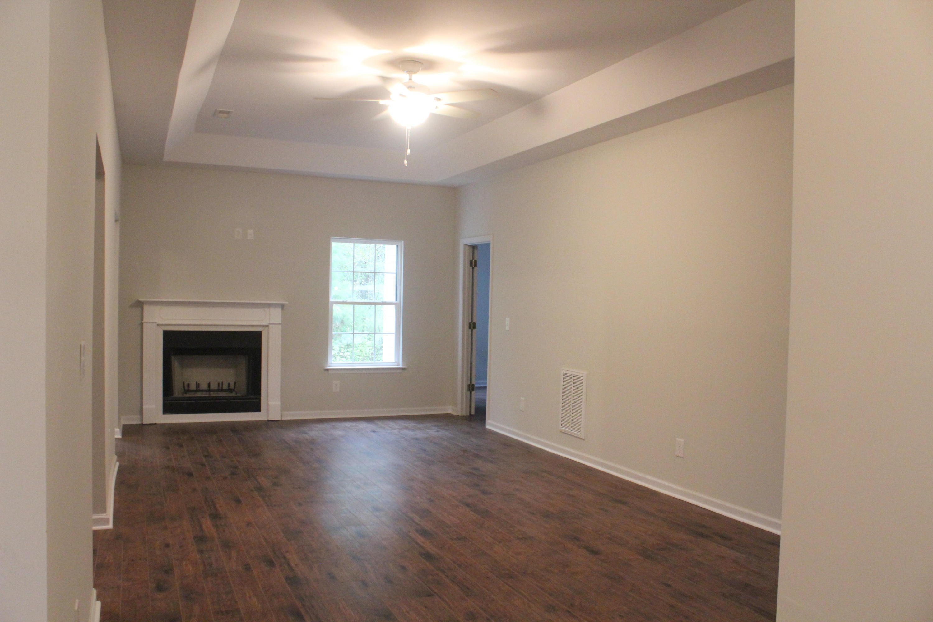 127 Kitfield Road Moncks Corner, SC 29461 - Photo 2 of 14 1living-room