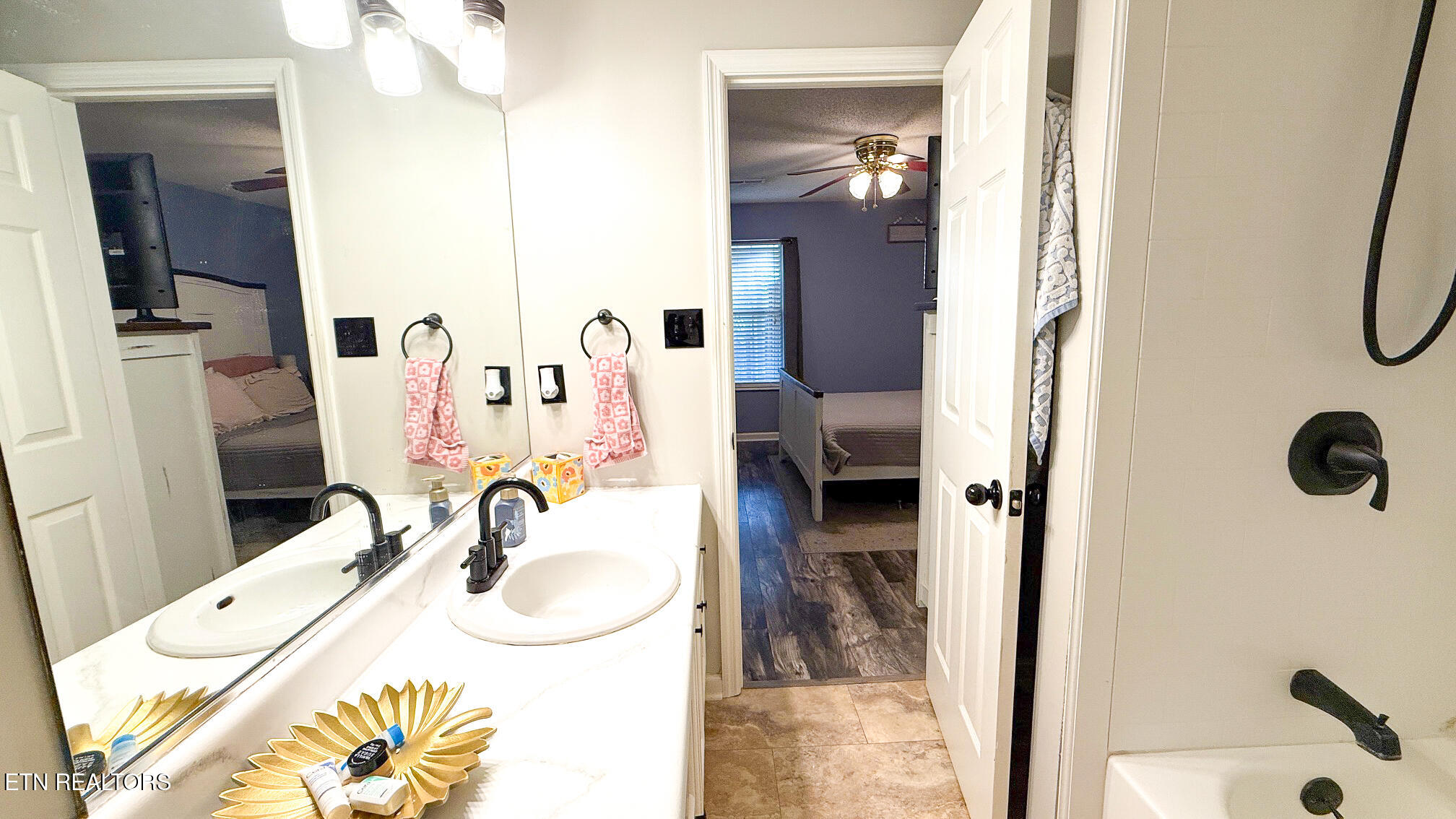7133 Lyngate Boulevard Powell, TN 37849 - Photo 14 of 23 IMG_1821