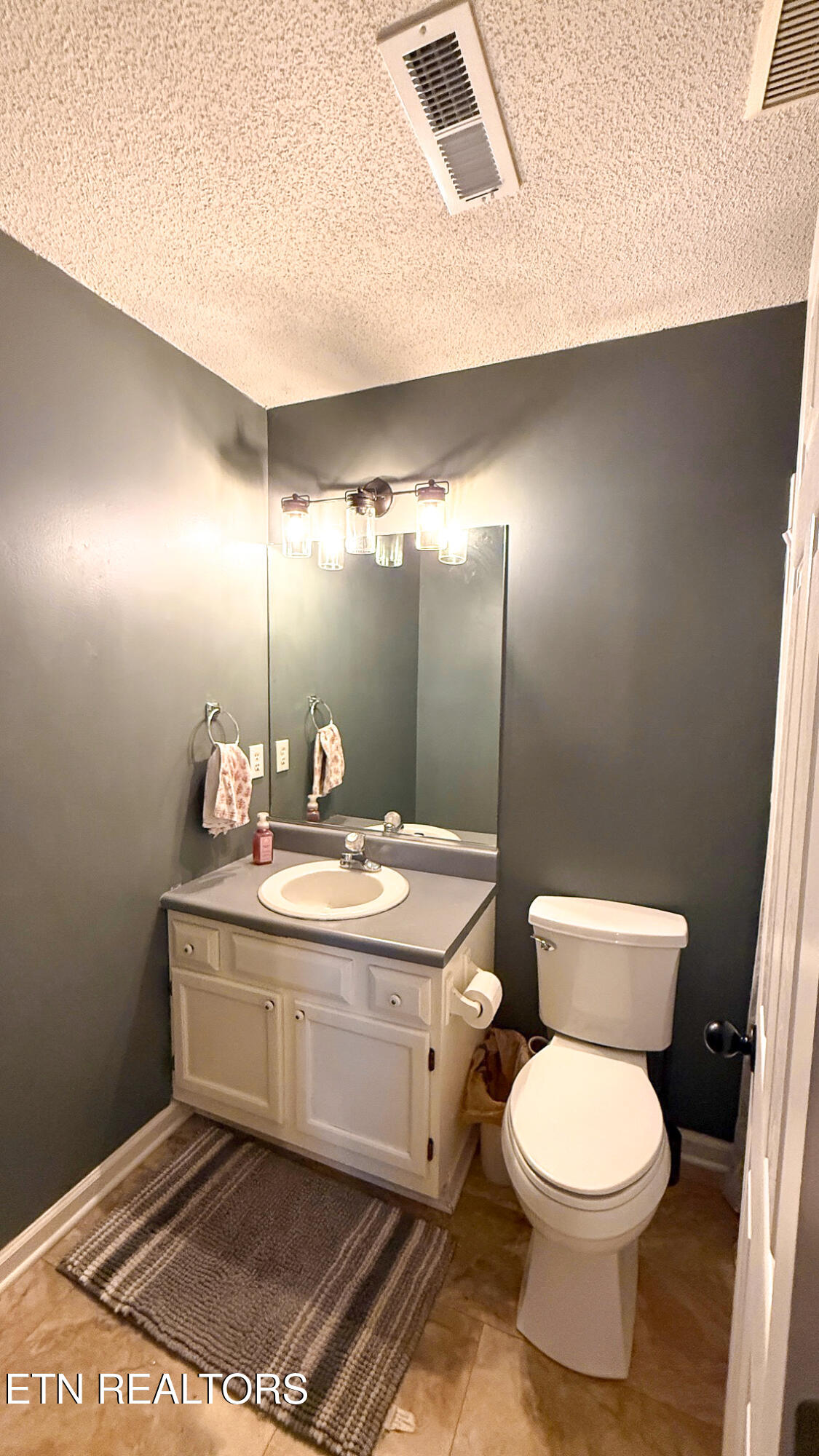 7133 Lyngate Boulevard Powell, TN 37849 - Photo 16 of 23 IMG_1806