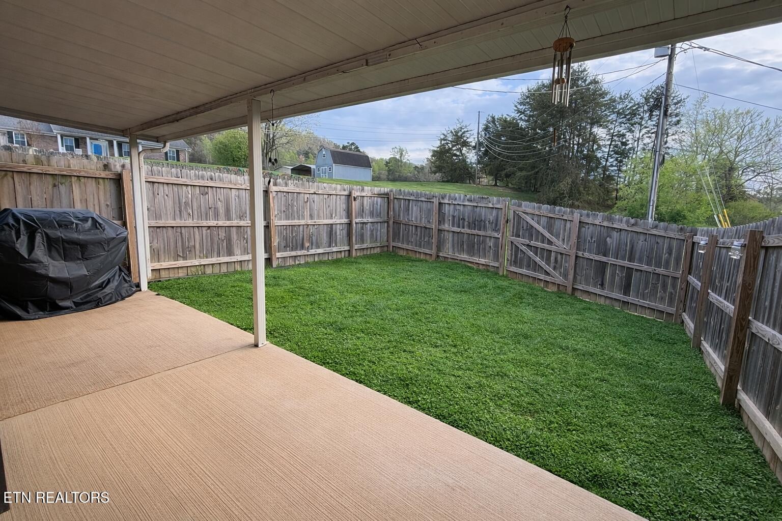 7133 Lyngate Boulevard Powell, TN 37849 - Photo 19 of 23 backyard