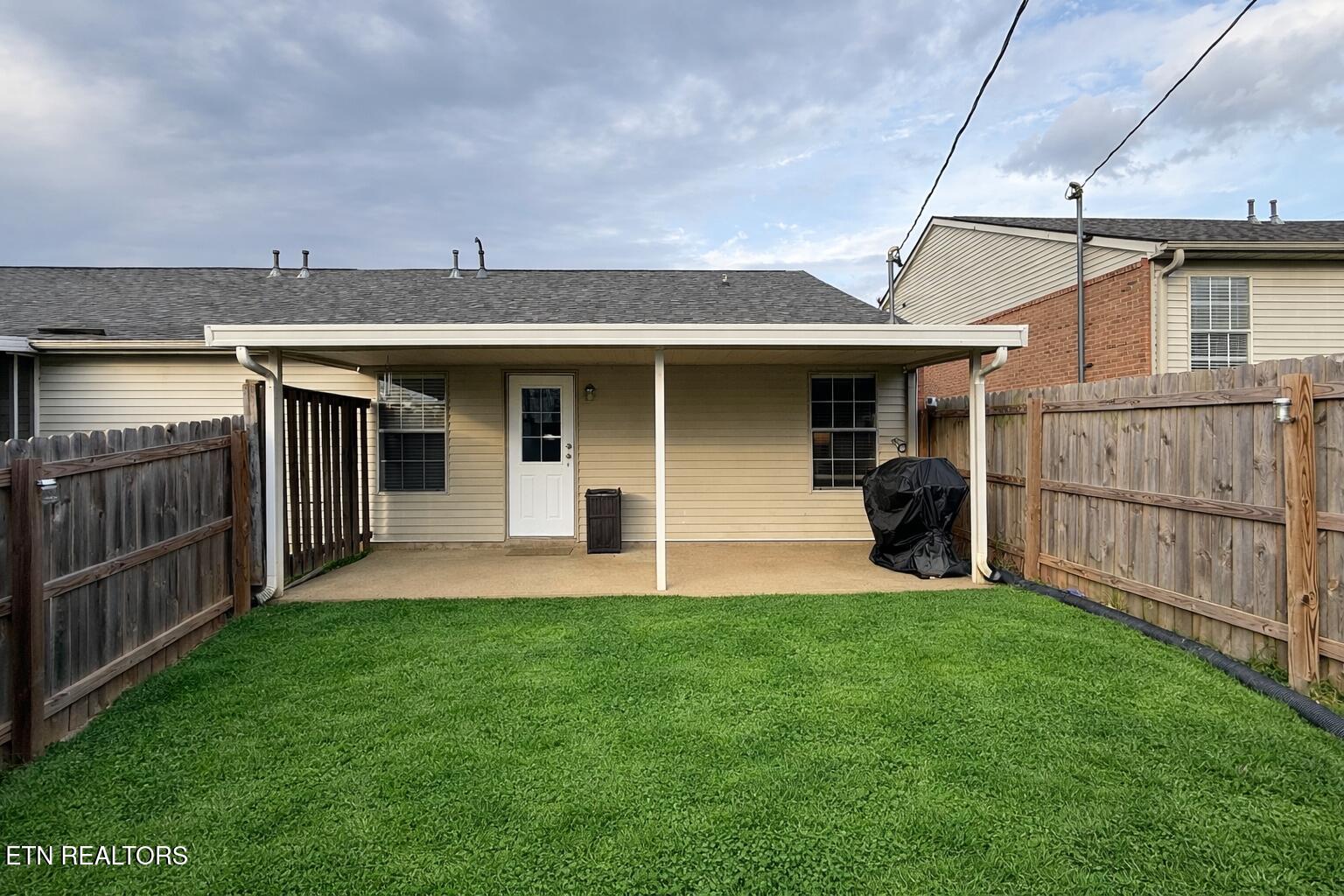 7133 Lyngate Boulevard Powell, TN 37849 - Photo 20 of 23 backyard2