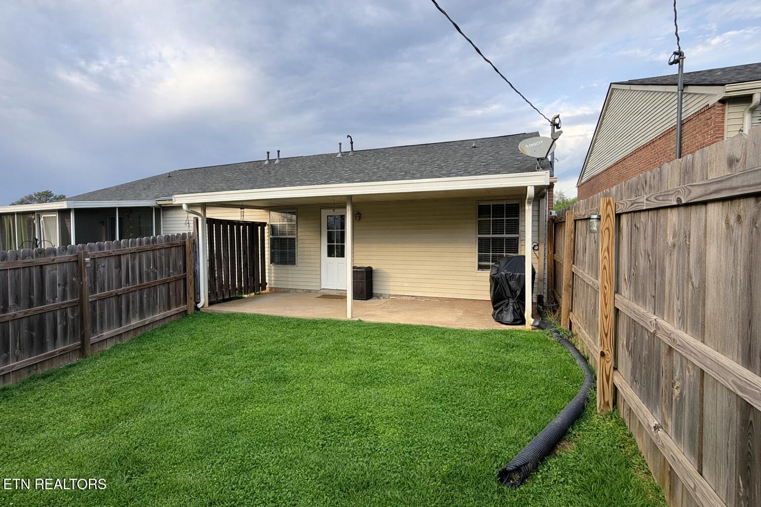 7133 Lyngate Boulevard Powell, TN 37849 - Photo 21 of 23 backyard3