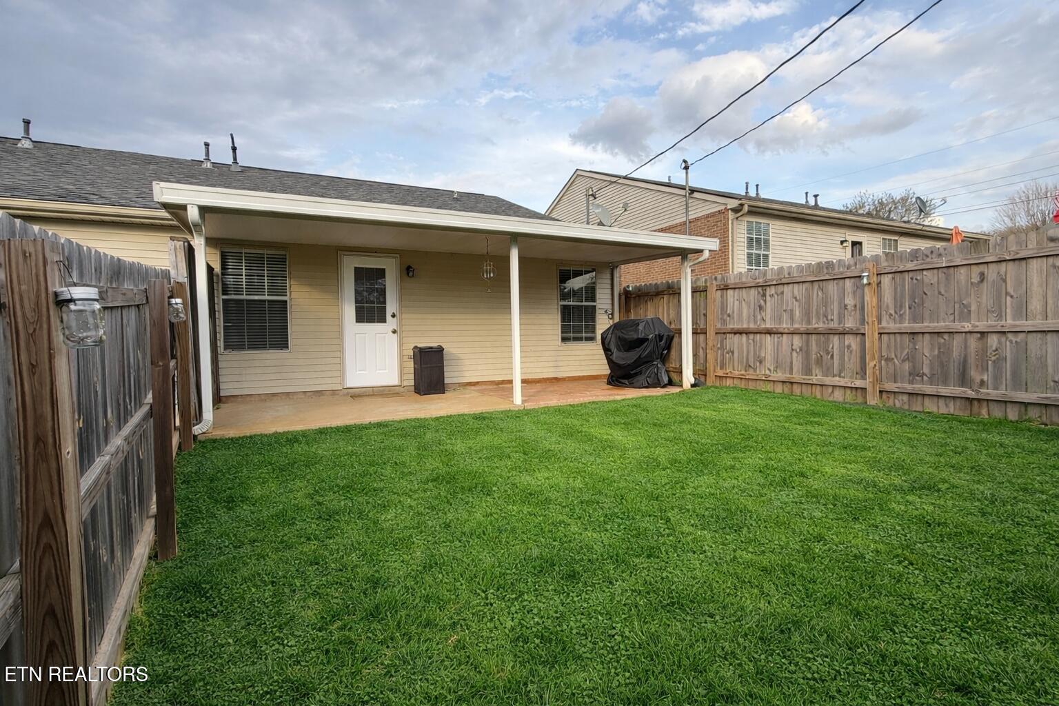 7133 Lyngate Boulevard Powell, TN 37849 - Photo 22 of 23 backyard4